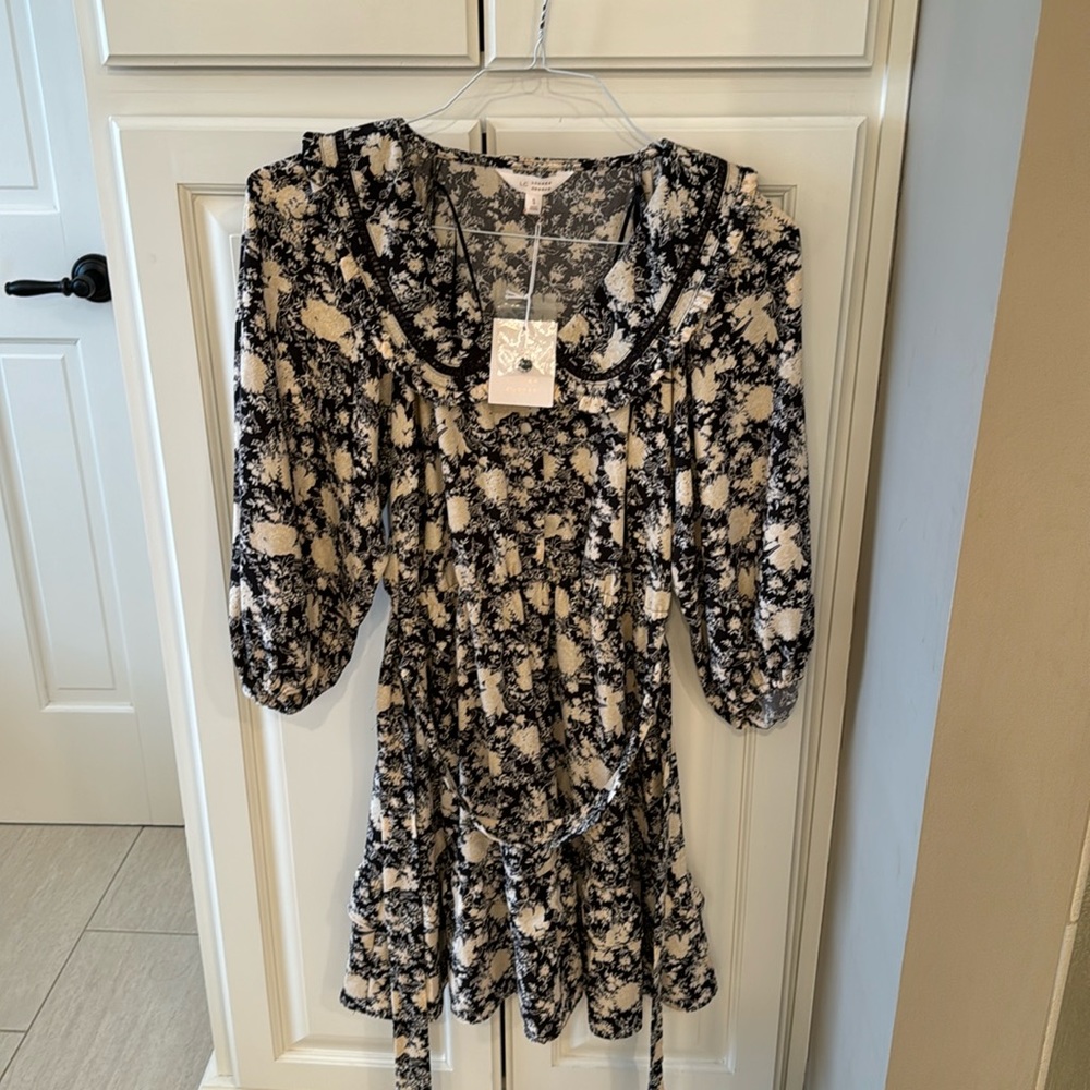 Lauren Conrad Dress size small